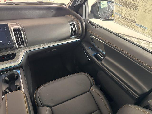 new 2025 Ford Expedition car, priced at $82,254
