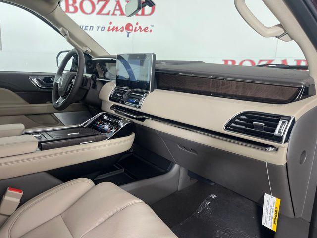 new 2024 Lincoln Navigator car, priced at $77,180