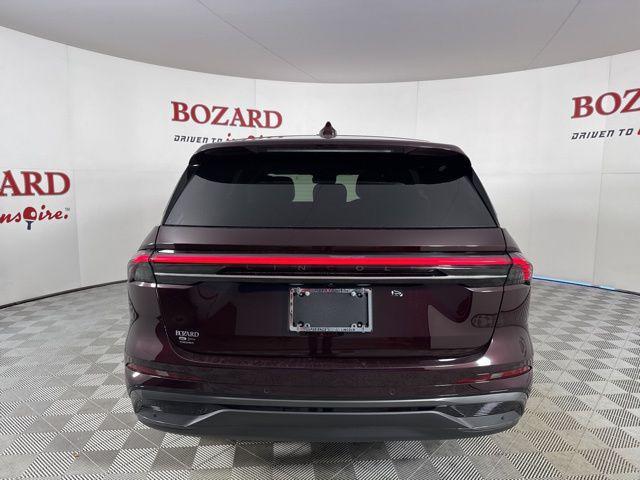 new 2025 Lincoln Nautilus car, priced at $53,576