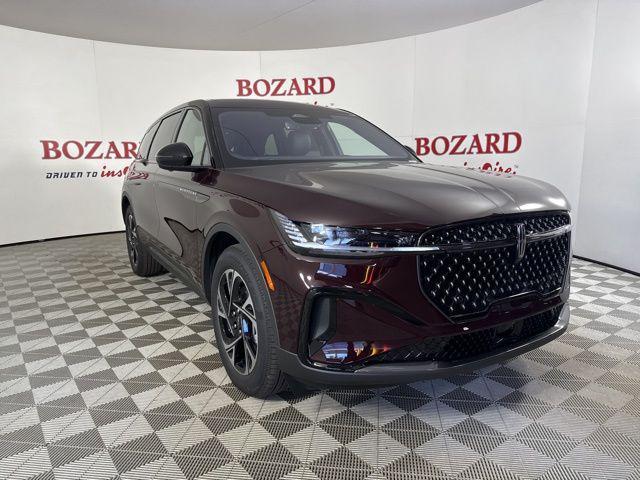 new 2025 Lincoln Nautilus car, priced at $53,576