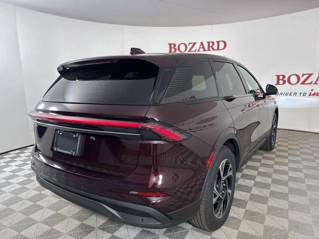 new 2025 Lincoln Nautilus car, priced at $53,576