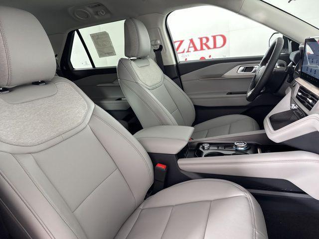 new 2025 Ford Explorer car, priced at $42,746