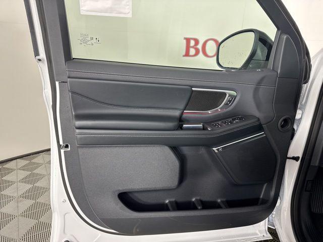 new 2025 Ford Expedition car, priced at $79,655