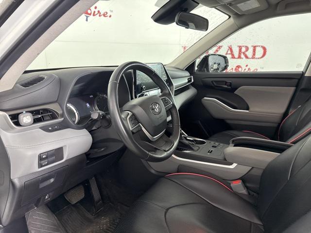 used 2023 Toyota Highlander Hybrid car, priced at $36,500