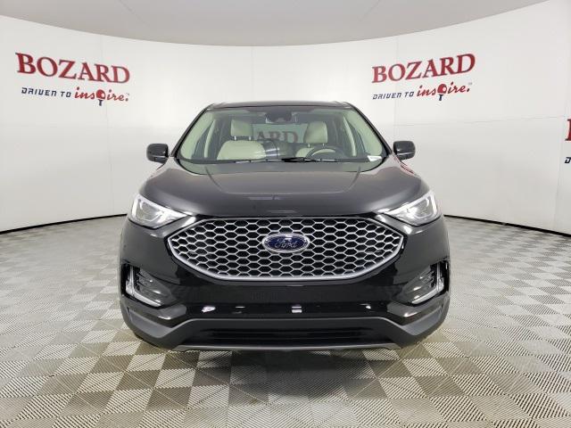 new 2024 Ford Edge car, priced at $35,003