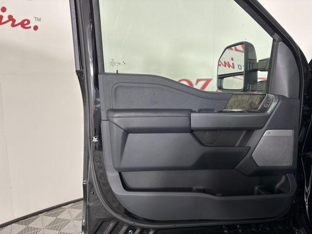 new 2025 Ford F-250 car, priced at $84,956