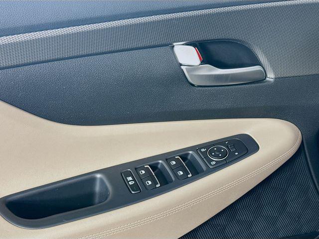 used 2020 Hyundai Santa Fe car, priced at $19,000
