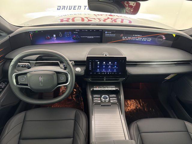 new 2025 Lincoln Nautilus car, priced at $53,576