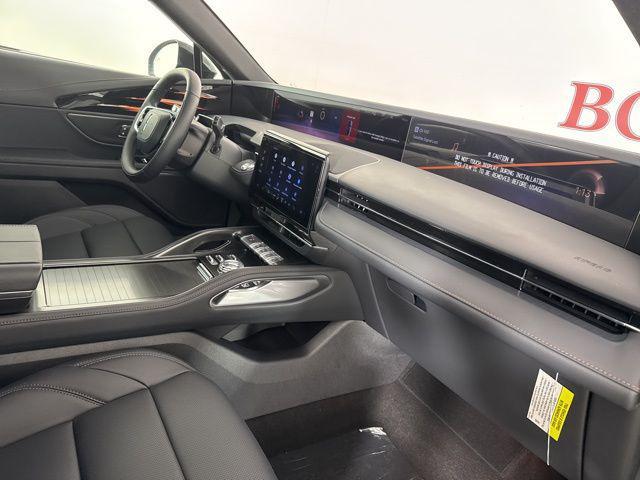 new 2025 Lincoln Nautilus car, priced at $53,576