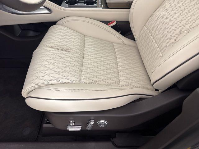 new 2025 Lincoln Nautilus car, priced at $79,645