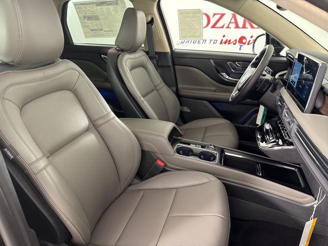 new 2025 Lincoln Corsair car, priced at $50,274