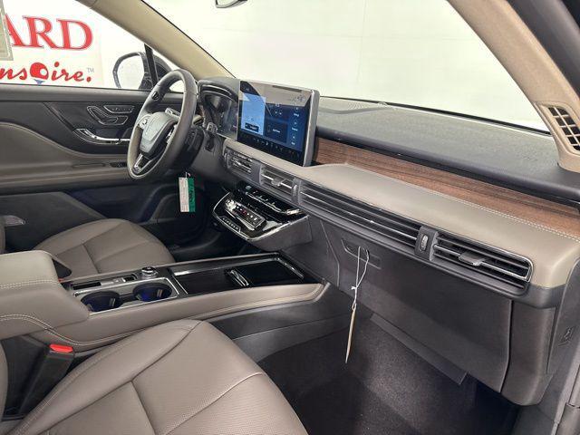new 2025 Lincoln Corsair car, priced at $50,274
