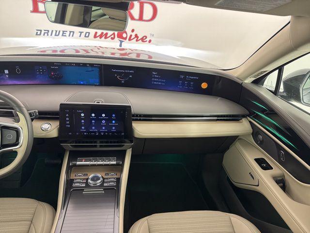 new 2025 Lincoln Nautilus car, priced at $56,987