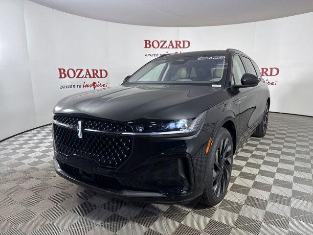 new 2025 Lincoln Nautilus car, priced at $56,987