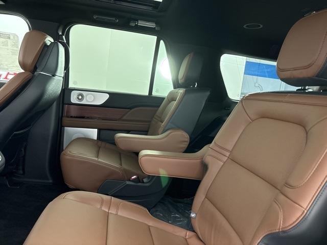 new 2024 Lincoln Navigator car, priced at $102,720