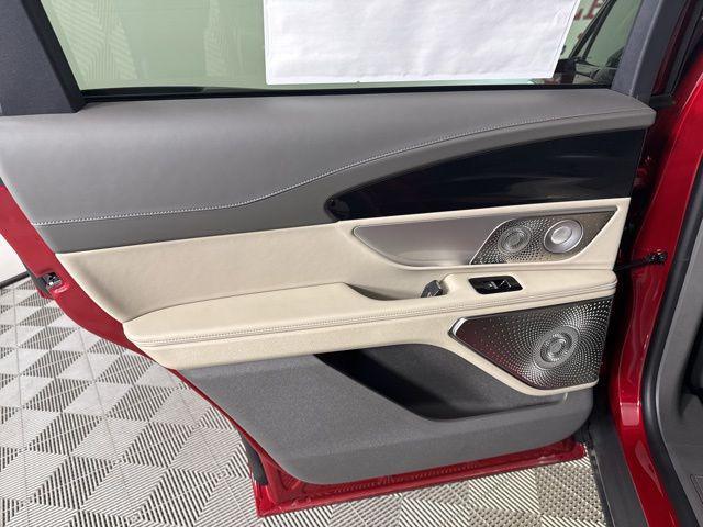new 2025 Lincoln Nautilus car, priced at $63,397