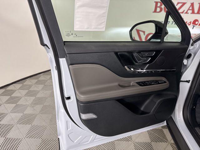 new 2025 Lincoln Corsair car, priced at $38,232