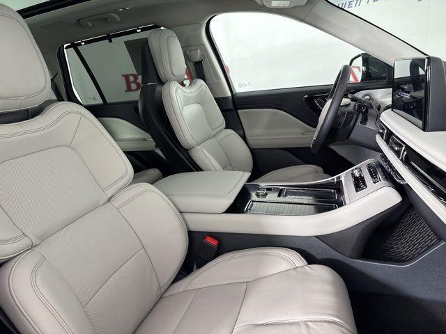 new 2025 Lincoln Aviator car, priced at $71,305