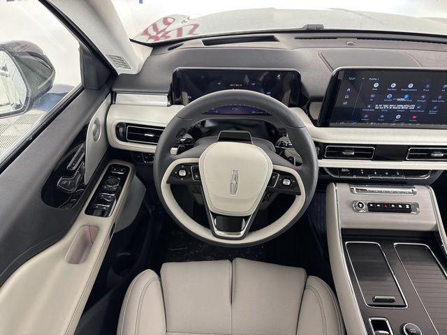 new 2025 Lincoln Aviator car, priced at $71,305