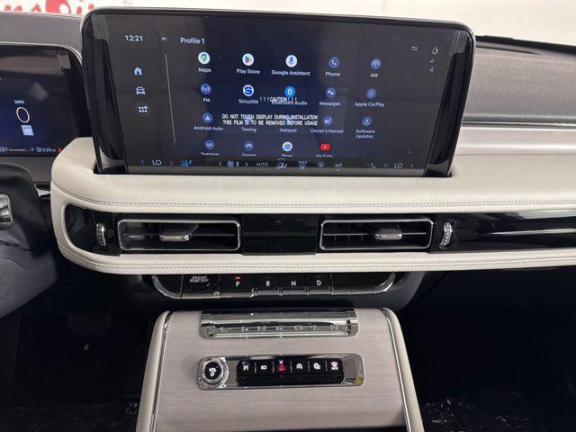 new 2025 Lincoln Aviator car, priced at $71,305