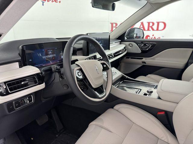 new 2025 Lincoln Aviator car, priced at $71,305