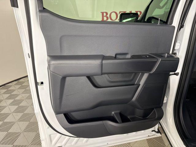 new 2025 Ford F-150 car, priced at $42,085