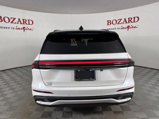 new 2025 Lincoln Nautilus car, priced at $64,317