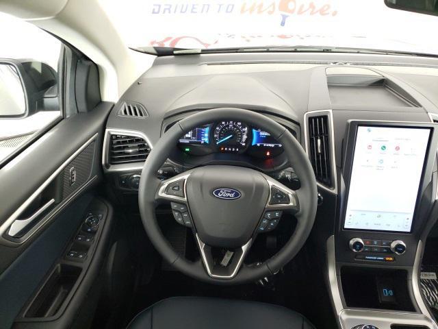 new 2024 Ford Edge car, priced at $35,772