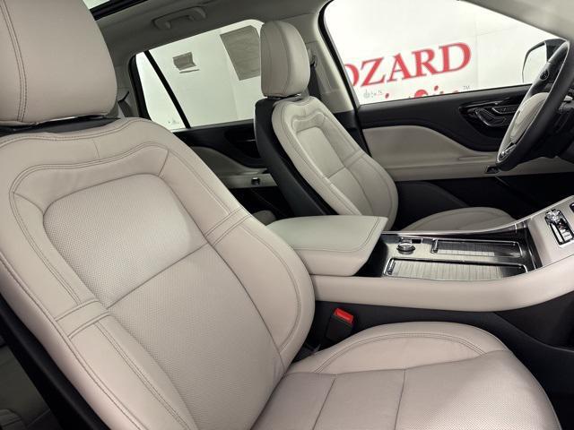 new 2025 Lincoln Aviator car, priced at $61,745
