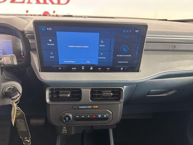 new 2025 Ford Maverick car, priced at $28,282
