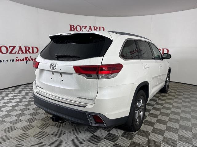 used 2018 Toyota Highlander car