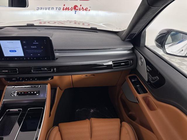 new 2025 Lincoln Aviator car, priced at $90,325