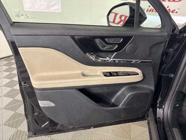 new 2025 Lincoln Corsair car, priced at $37,611