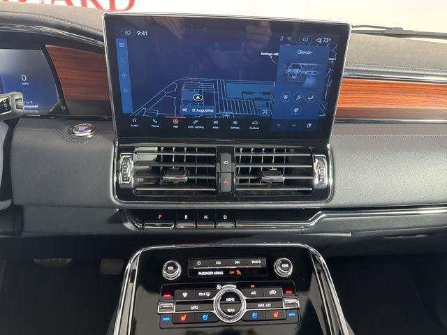 new 2024 Lincoln Navigator car, priced at $77,174