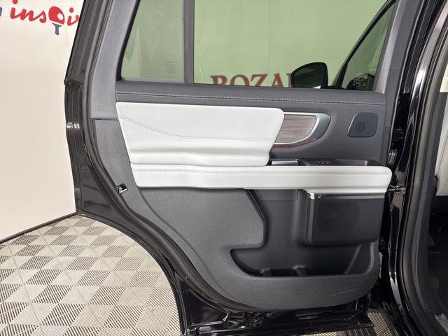 new 2025 Ford Expedition car, priced at $89,154