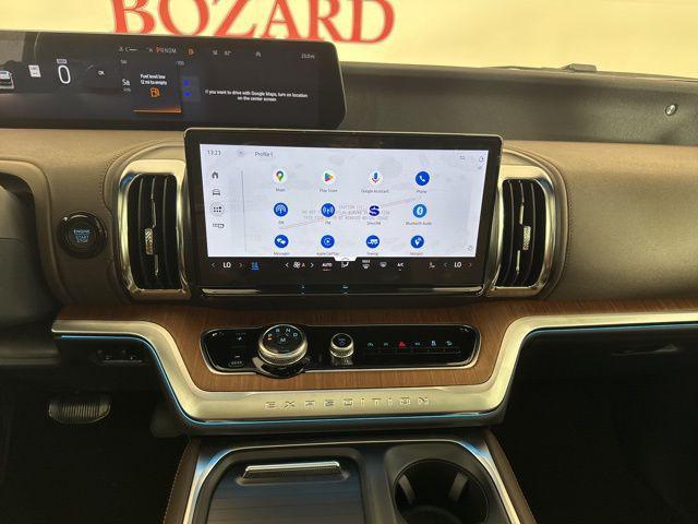 new 2025 Ford Expedition Max car, priced at $89,705