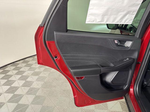 new 2025 Ford Escape car, priced at $25,925