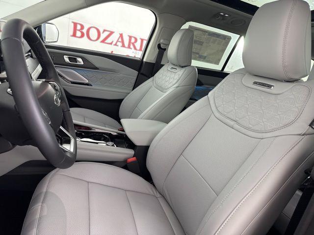 new 2025 Ford Explorer car, priced at $56,100