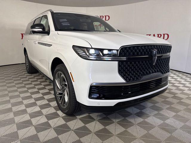 new 2025 Lincoln Navigator car, priced at $106,595