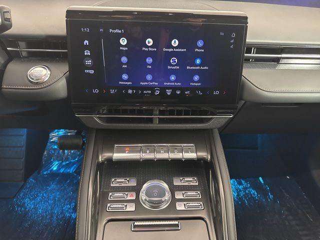 new 2025 Lincoln Nautilus car, priced at $53,576