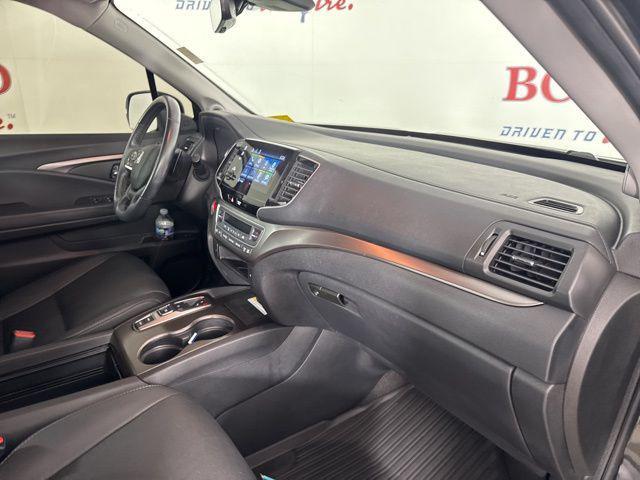 used 2022 Honda Pilot car, priced at $28,500