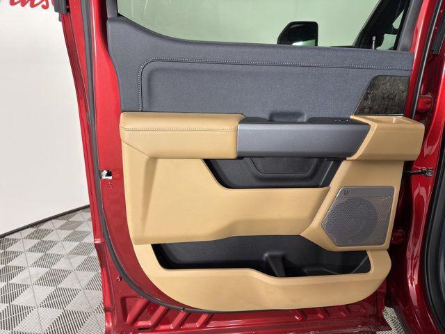 new 2025 Ford F-250 car, priced at $84,624