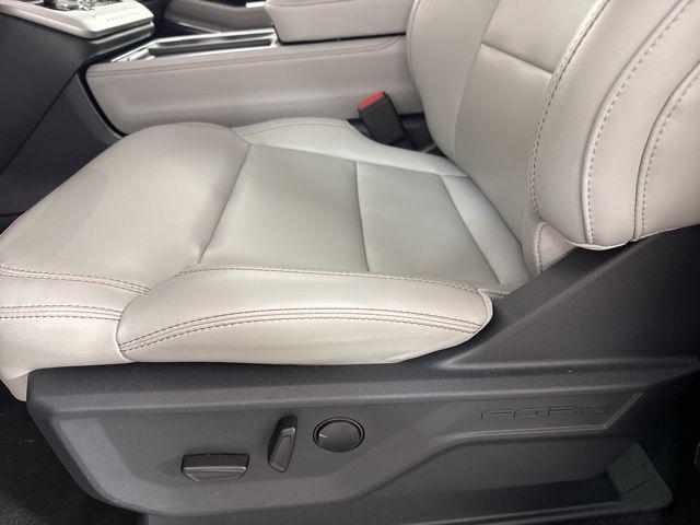 new 2025 Ford Expedition Max car, priced at $65,992