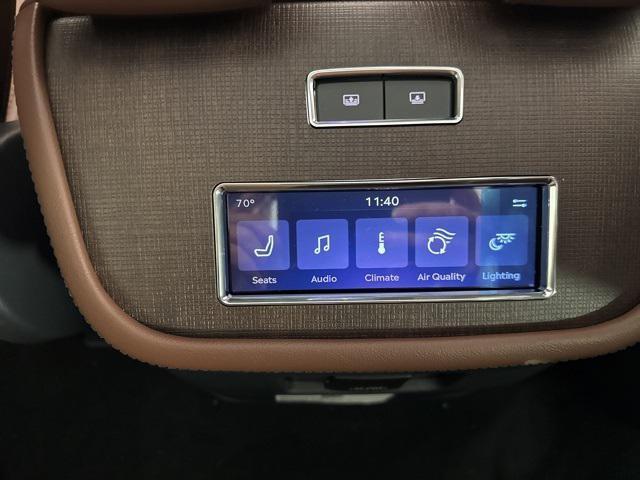 new 2025 Lincoln Navigator car, priced at $106,300