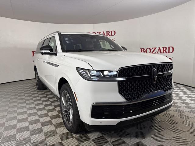 new 2025 Lincoln Navigator car, priced at $106,300