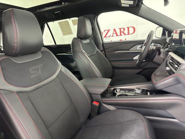 new 2025 Ford Explorer car, priced at $62,755