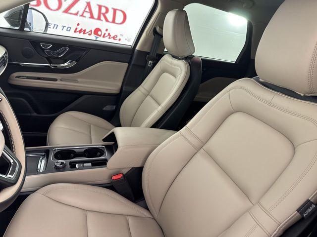 new 2025 Lincoln Corsair car, priced at $37,557