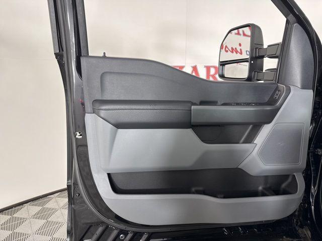new 2025 Ford F-250 car, priced at $58,322