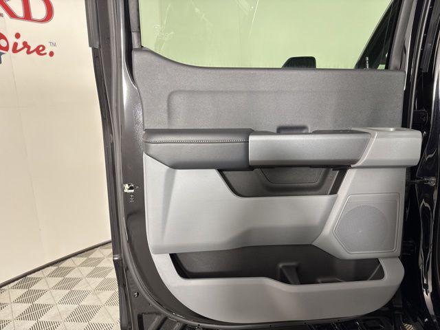 new 2025 Ford F-250 car, priced at $58,322