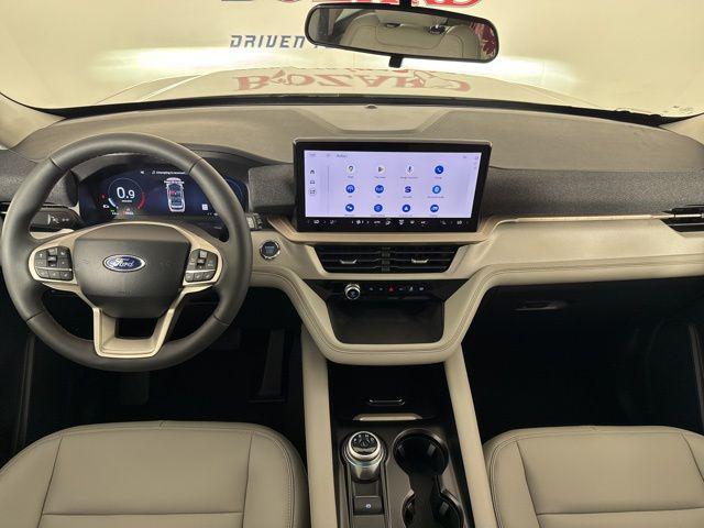 new 2025 Ford Explorer car, priced at $43,678